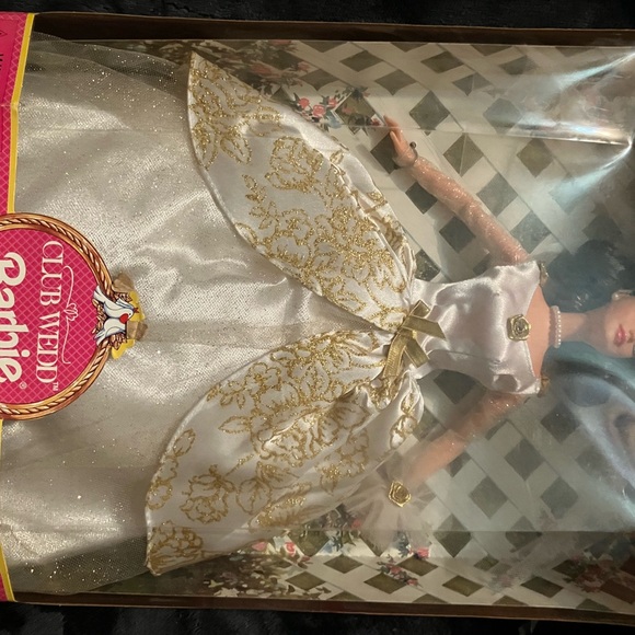 Barbies - Picture 2 of 16